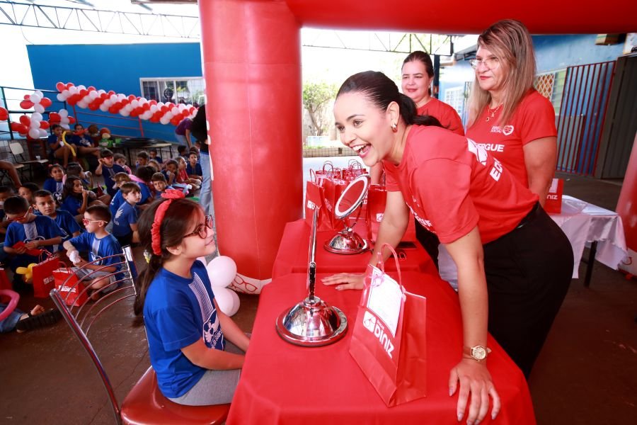 9ª EDIÇÃO DO PROJETO “DINIZ SOCIAL”- ASSOC. ANJO DA GUARDA” - Eloisa Mattos
