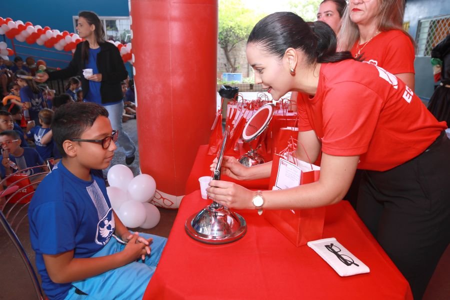 9ª EDIÇÃO DO PROJETO “DINIZ SOCIAL”- ASSOC. ANJO DA GUARDA” - Eloisa Mattos