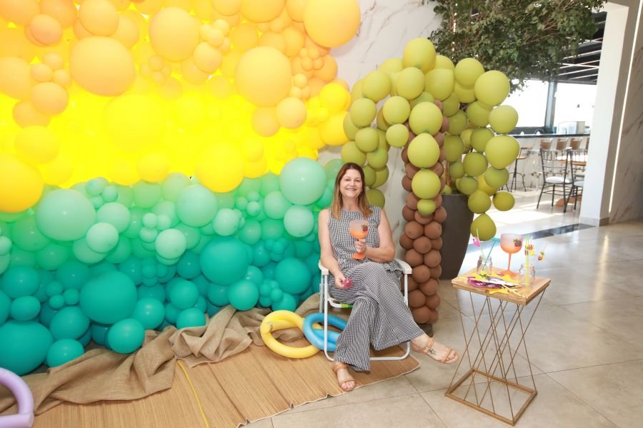 COMEMORAÇÃO DOS 20 ANOS DO “MUNDO DA FESTA” - Eloisa Mattos