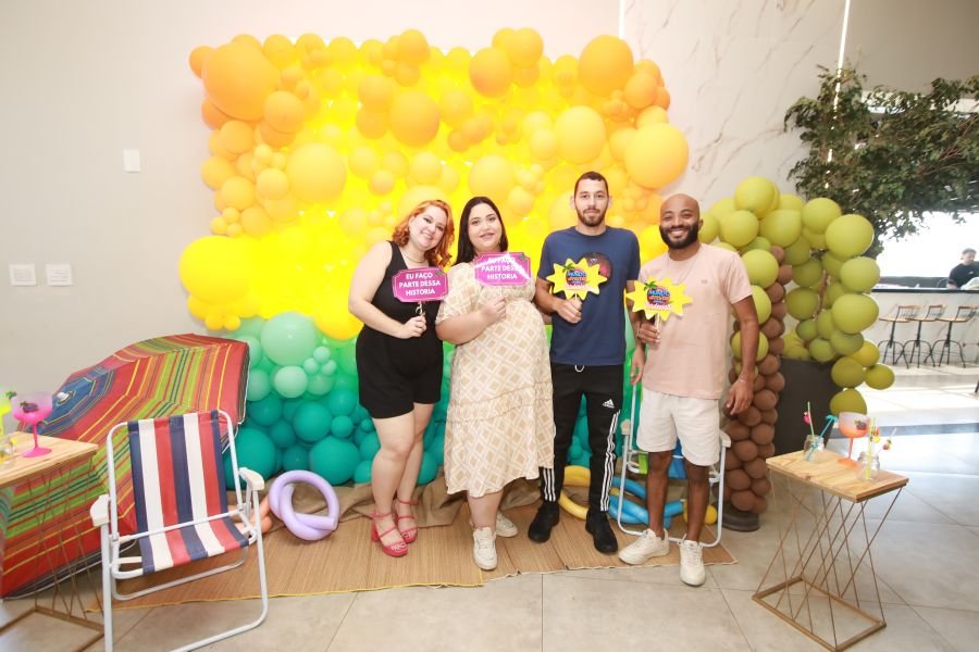 COMEMORAÇÃO DOS 20 ANOS DO “MUNDO DA FESTA” - Eloisa Mattos