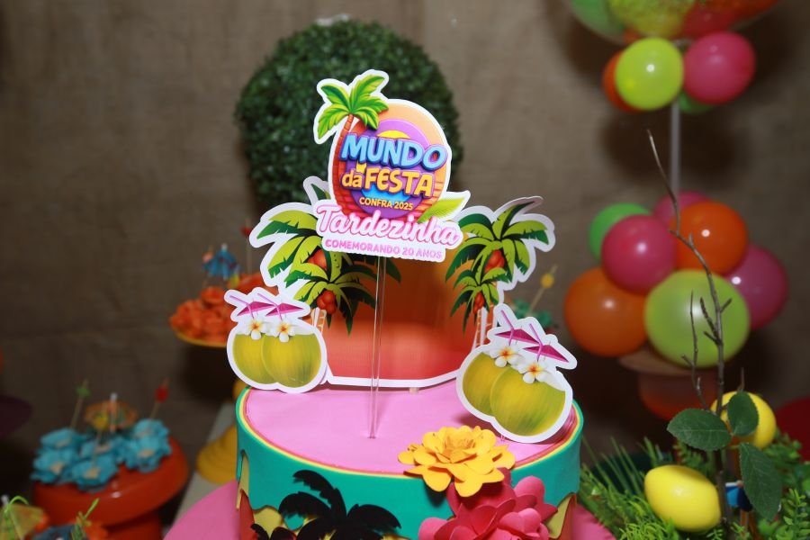 COMEMORAÇÃO DOS 20 ANOS DO “MUNDO DA FESTA” - Eloisa Mattos