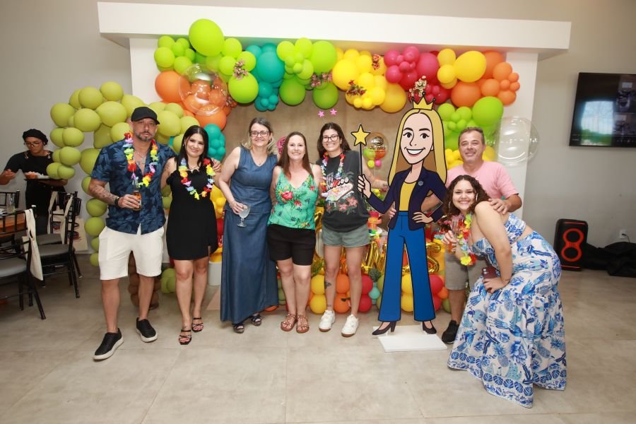 COMEMORAÇÃO DOS 20 ANOS DO “MUNDO DA FESTA” - Eloisa Mattos