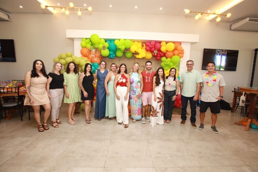 COMEMORAÇÃO DOS 20 ANOS DO “MUNDO DA FESTA” - Eloisa Mattos