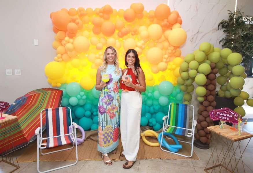 COMEMORAÇÃO DOS 20 ANOS DO “MUNDO DA FESTA” - Eloisa Mattos