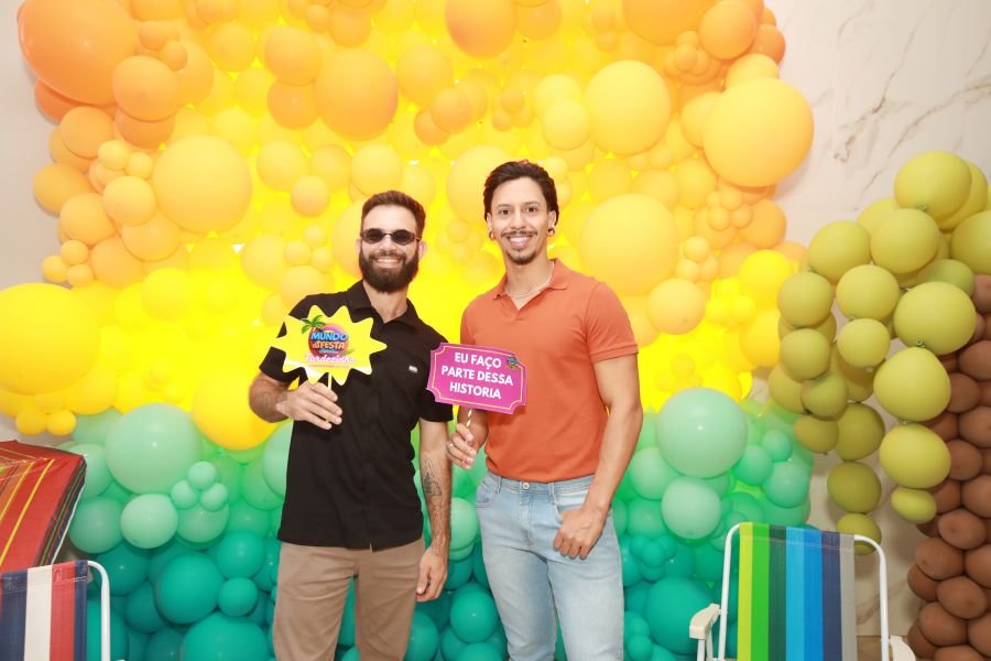 COMEMORAÇÃO DOS 20 ANOS DO “MUNDO DA FESTA” - Eloisa Mattos