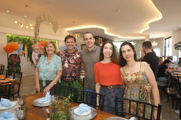 resized_ELO_3946