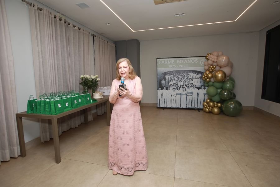 ENCONTRO DOS FORMANDOS DA FARME – TURMA DE 1975: 50 ANOS DE MEDICINA - Eloisa Mattos