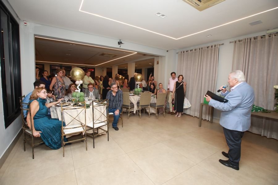 ENCONTRO DOS FORMANDOS DA FARME – TURMA DE 1975: 50 ANOS DE MEDICINA - Eloisa Mattos