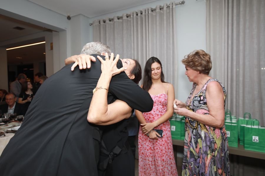 ENCONTRO DOS FORMANDOS DA FARME – TURMA DE 1975: 50 ANOS DE MEDICINA - Eloisa Mattos