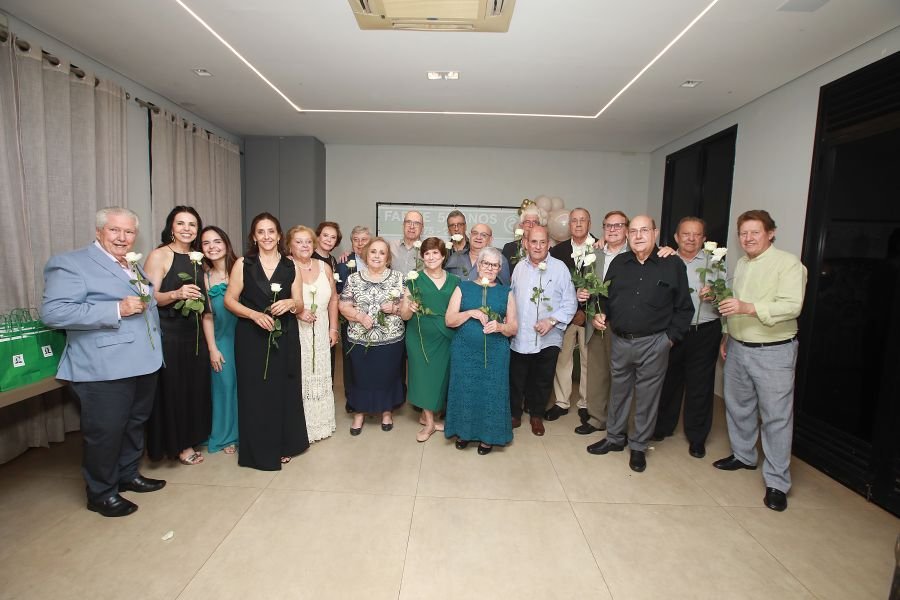 ENCONTRO DOS FORMANDOS DA FARME – TURMA DE 1975: 50 ANOS DE MEDICINA - Eloisa Mattos