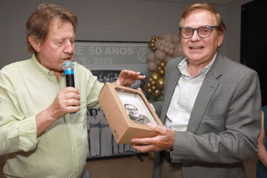 ENCONTRO DOS FORMANDOS DA FARME – TURMA DE 1975: 50 ANOS DE MEDICINA - Eloisa Mattos