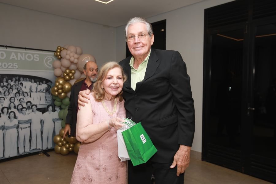 ENCONTRO DOS FORMANDOS DA FARME – TURMA DE 1975: 50 ANOS DE MEDICINA - Eloisa Mattos