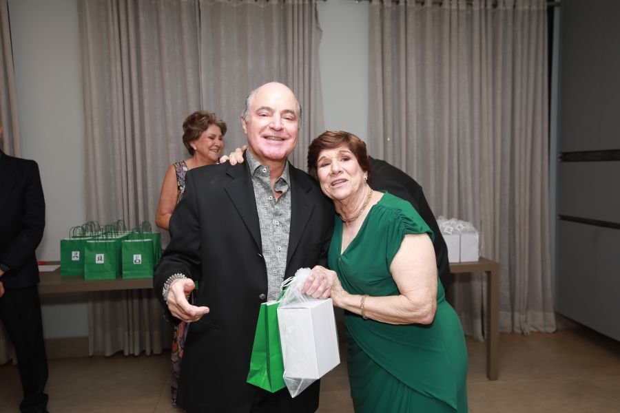 ENCONTRO DOS FORMANDOS DA FARME – TURMA DE 1975: 50 ANOS DE MEDICINA - Eloisa Mattos