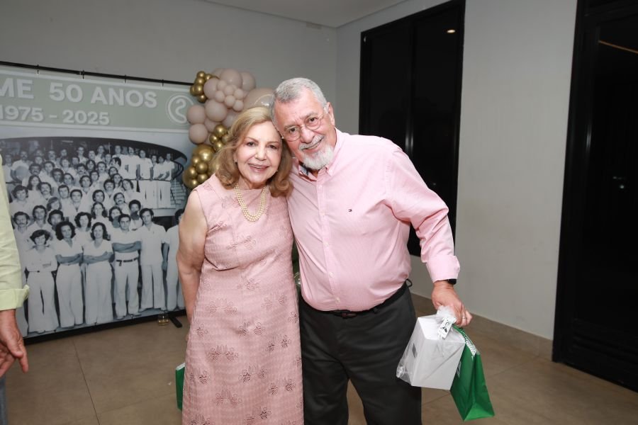 ENCONTRO DOS FORMANDOS DA FARME – TURMA DE 1975: 50 ANOS DE MEDICINA - Eloisa Mattos