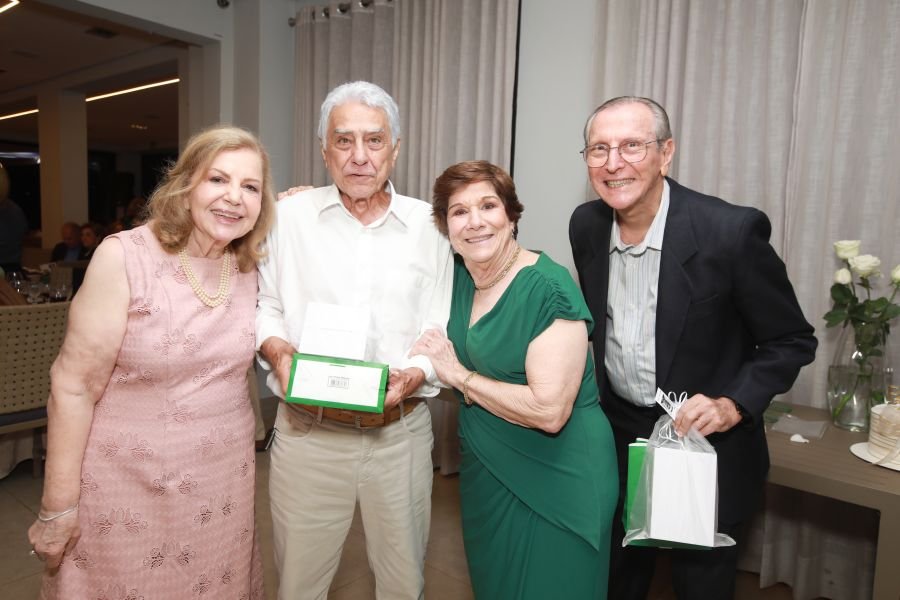 ENCONTRO DOS FORMANDOS DA FARME – TURMA DE 1975: 50 ANOS DE MEDICINA - Eloisa Mattos