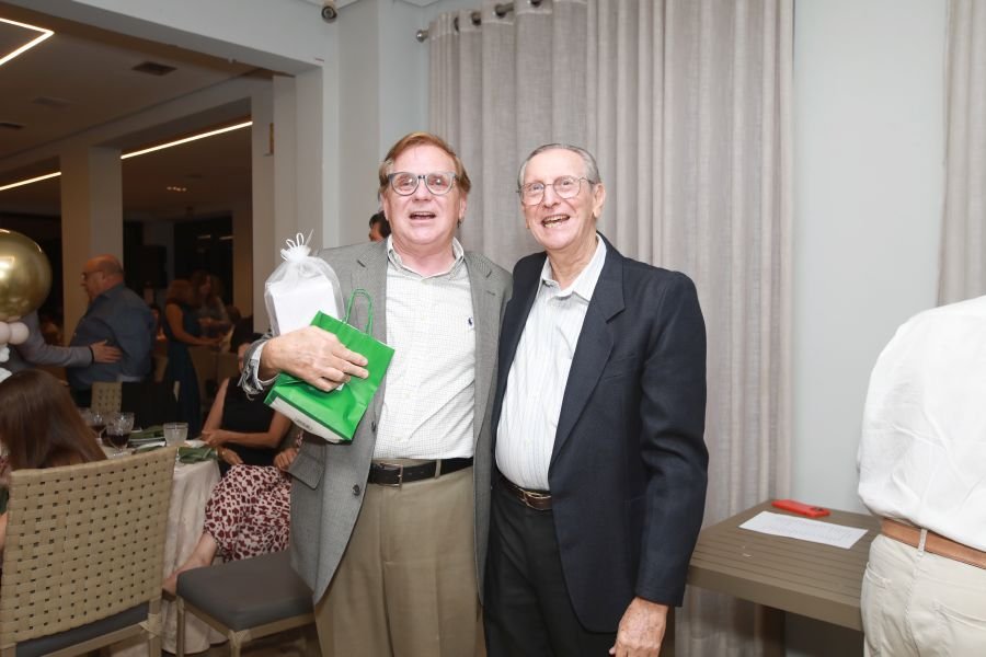 ENCONTRO DOS FORMANDOS DA FARME – TURMA DE 1975: 50 ANOS DE MEDICINA - Eloisa Mattos