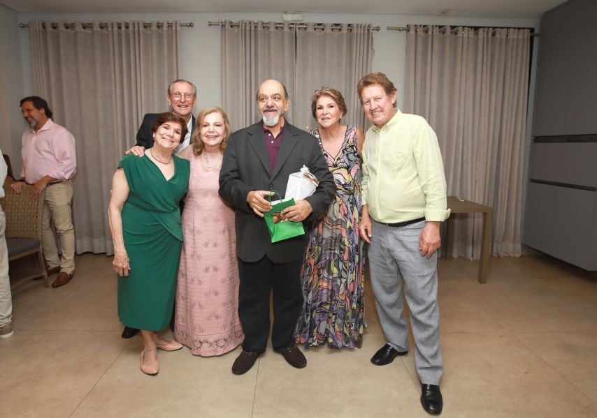 ENCONTRO DOS FORMANDOS DA FARME – TURMA DE 1975: 50 ANOS DE MEDICINA - Eloisa Mattos