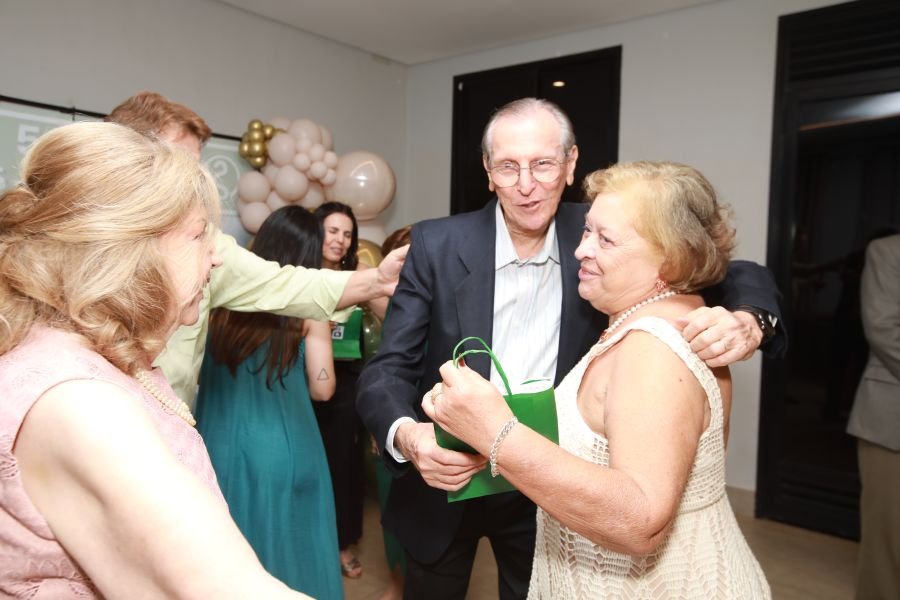 ENCONTRO DOS FORMANDOS DA FARME – TURMA DE 1975: 50 ANOS DE MEDICINA - Eloisa Mattos