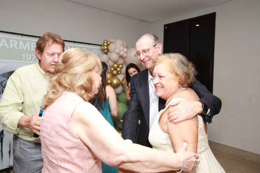 ENCONTRO DOS FORMANDOS DA FARME – TURMA DE 1975: 50 ANOS DE MEDICINA - Eloisa Mattos