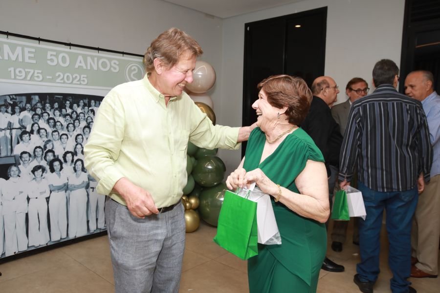 ENCONTRO DOS FORMANDOS DA FARME – TURMA DE 1975: 50 ANOS DE MEDICINA - Eloisa Mattos