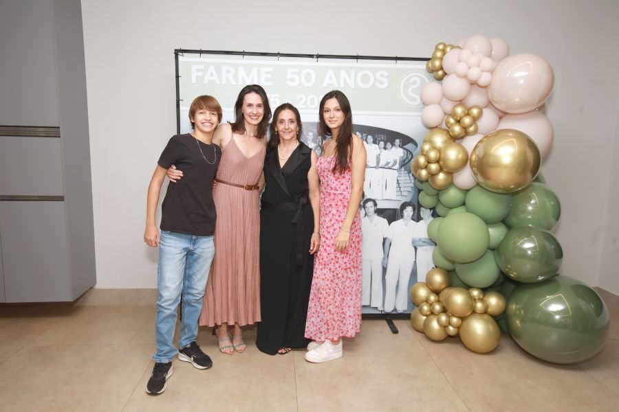 ENCONTRO DOS FORMANDOS DA FARME – TURMA DE 1975: 50 ANOS DE MEDICINA - Eloisa Mattos