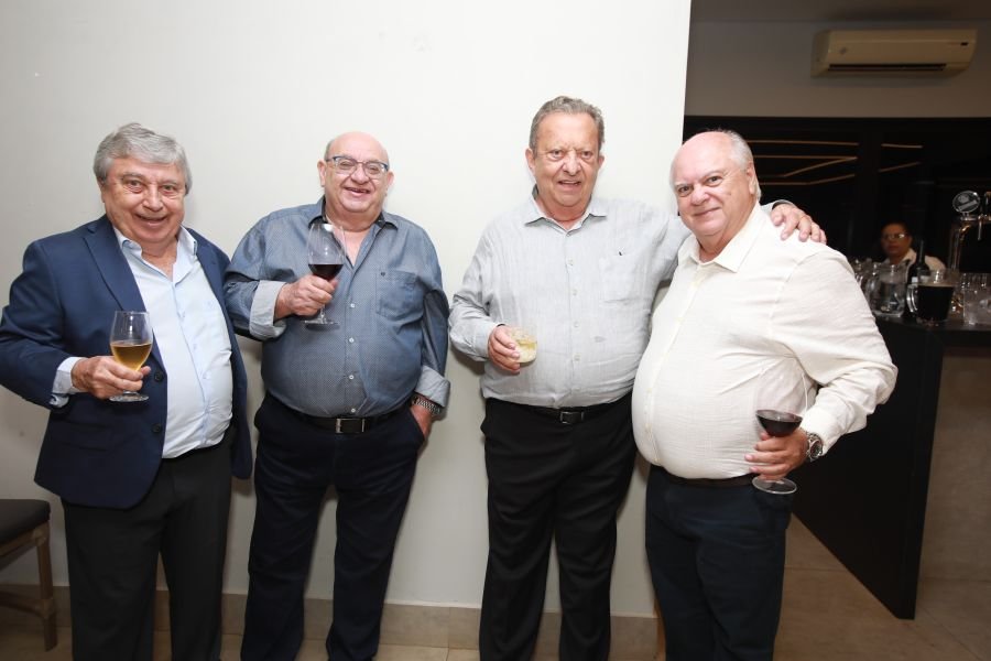 ENCONTRO DOS FORMANDOS DA FARME – TURMA DE 1975: 50 ANOS DE MEDICINA - Eloisa Mattos