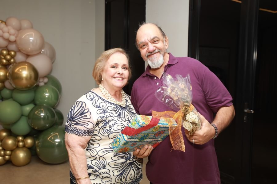 ENCONTRO DOS FORMANDOS DA FARME – TURMA DE 1975: 50 ANOS DE MEDICINA - Eloisa Mattos