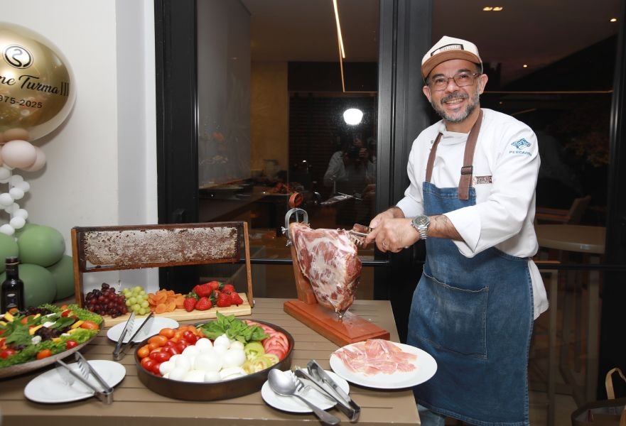 ENCONTRO DOS FORMANDOS DA FARME – TURMA DE 1975: 50 ANOS DE MEDICINA - Eloisa Mattos