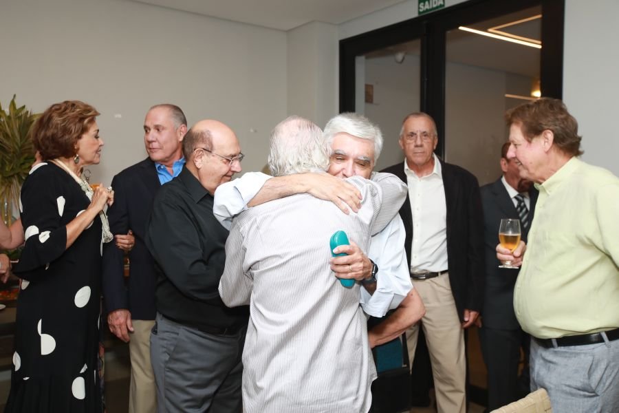 ENCONTRO DOS FORMANDOS DA FARME – TURMA DE 1975: 50 ANOS DE MEDICINA - Eloisa Mattos