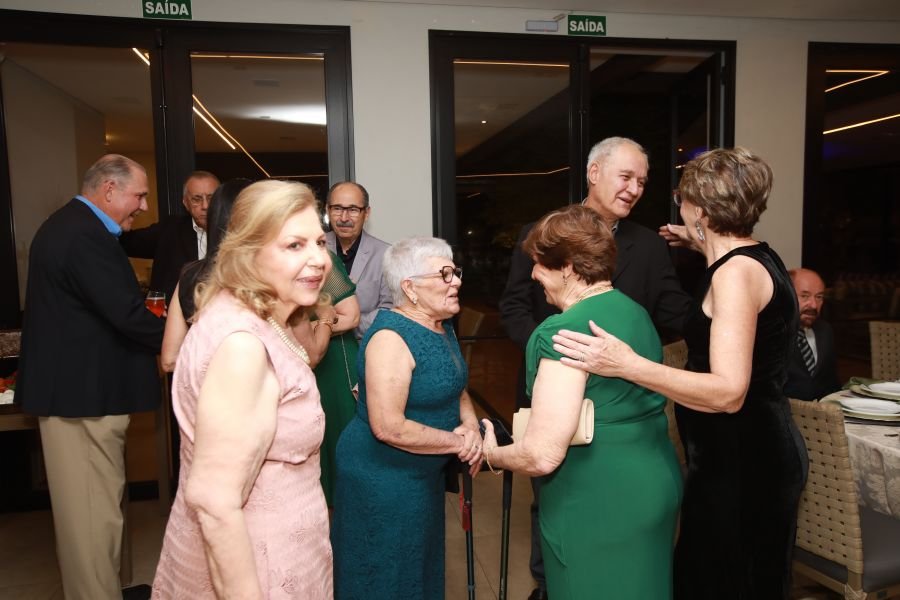 ENCONTRO DOS FORMANDOS DA FARME – TURMA DE 1975: 50 ANOS DE MEDICINA - Eloisa Mattos