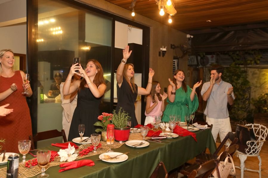 CONFRATERNIZAÇÃO 2025 DA CLÍNICA CALDEIRA ODONTOLOGIA - Eloisa Mattos