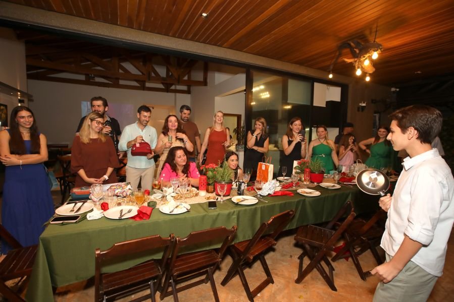 CONFRATERNIZAÇÃO 2025 DA CLÍNICA CALDEIRA ODONTOLOGIA - Eloisa Mattos