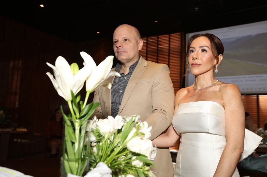 BODAS DE PRATA DE FERNANDA E GLAUBER – RESTAURANTE CÔCO BAMBU - Eloisa Mattos