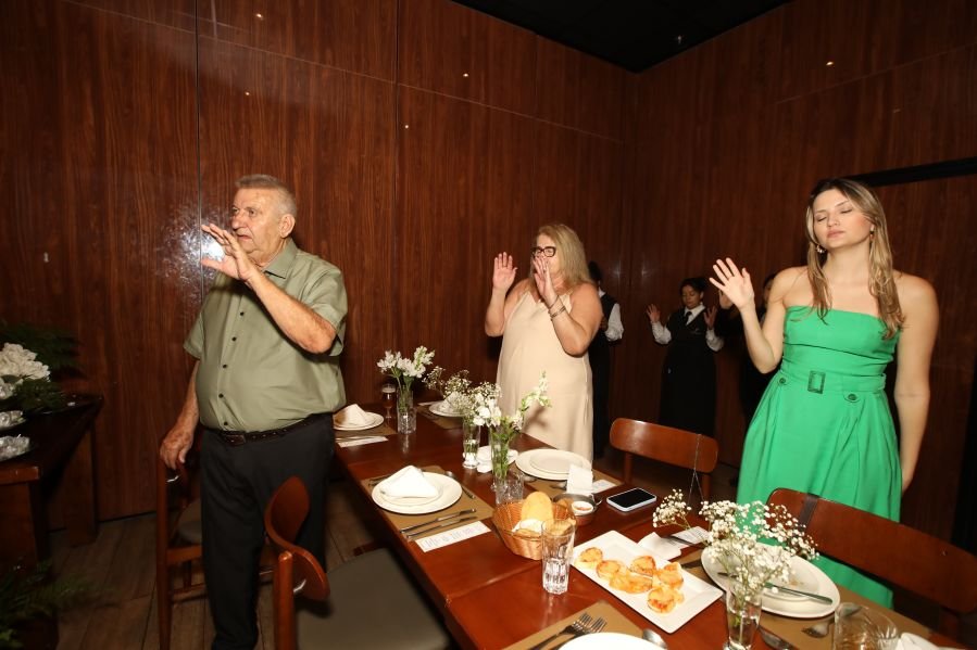 BODAS DE PRATA DE FERNANDA E GLAUBER – RESTAURANTE CÔCO BAMBU - Eloisa Mattos