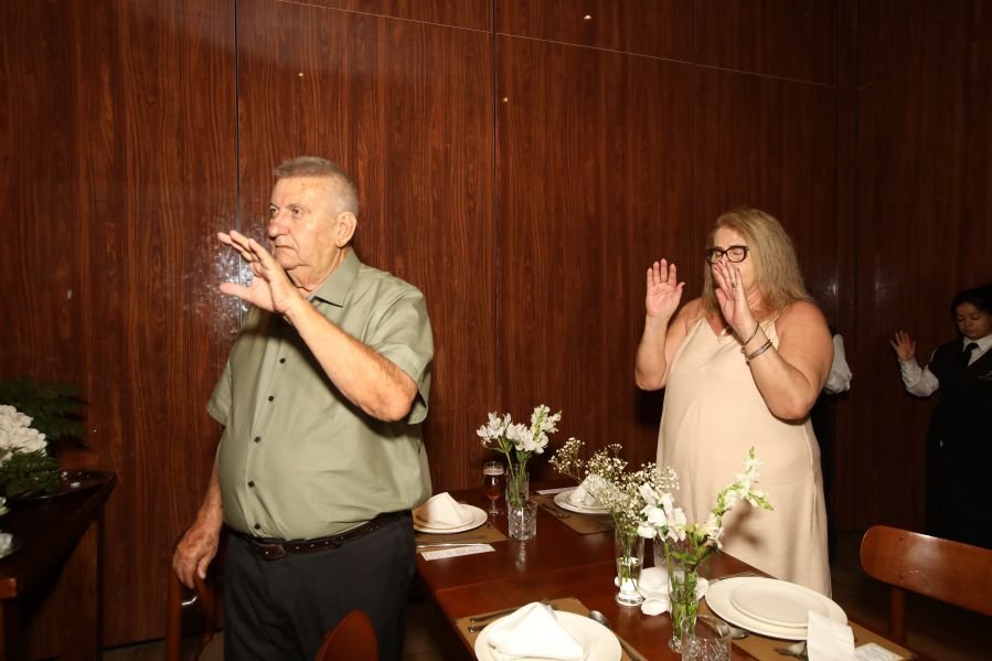 BODAS DE PRATA DE FERNANDA E GLAUBER – RESTAURANTE CÔCO BAMBU - Eloisa Mattos