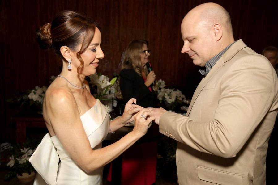 BODAS DE PRATA DE FERNANDA E GLAUBER – RESTAURANTE CÔCO BAMBU - Eloisa Mattos