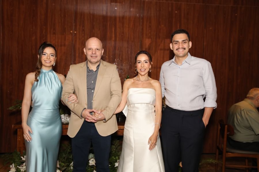 BODAS DE PRATA DE FERNANDA E GLAUBER – RESTAURANTE CÔCO BAMBU - Eloisa Mattos