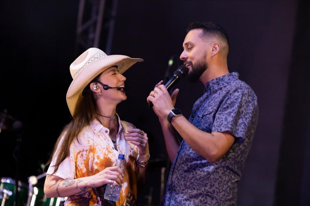 Com Participação de Bruna Viola, Ivan Soares Grava Seu Primeiro Projeto Audiovisual