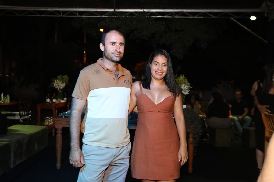 BRINDES AO ANO NOVO – BY JOSÉ AMÉRICO “CASA MACENO/BURITAMA” - Eloisa Mattos