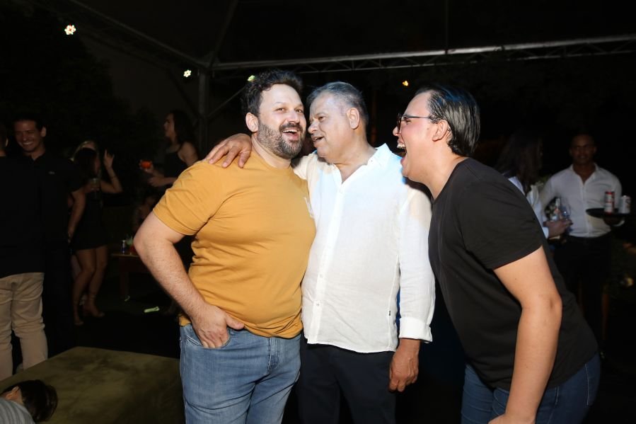 BRINDES AO ANO NOVO – BY JOSÉ AMÉRICO “CASA MACENO/BURITAMA” - Eloisa Mattos