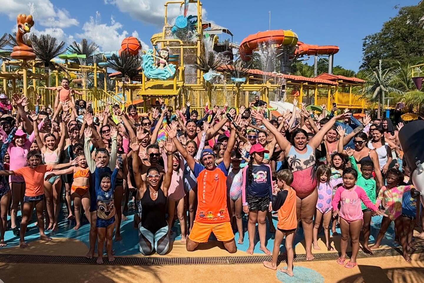 THERMAS DOS LARANJAIS ENCANTA 40 MIL VISITANTES NO CARNAVAL 2026