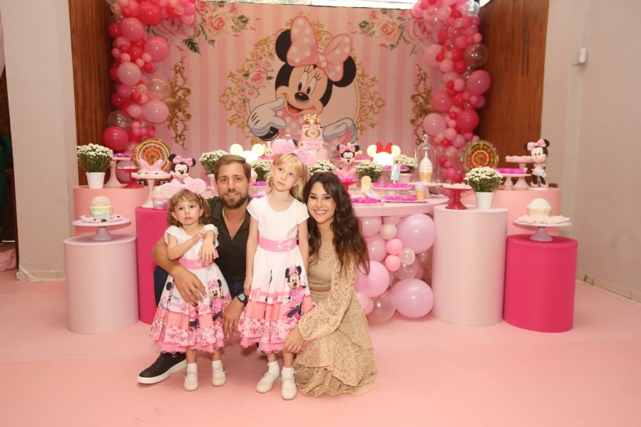ANIVERSÁRIO DE 3 ANOS DE CECÍLIA ZAFANI ARID – “MINNIE” - Eloisa Mattos