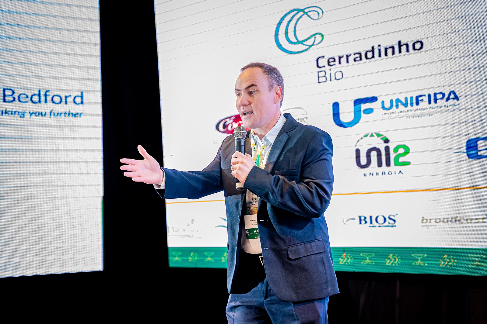 EMPRESAS UNEM FORÇAS NO 1º ACE EMPREGA PARA CONECTAR TALENTOS AO MERCADO GLOBAL