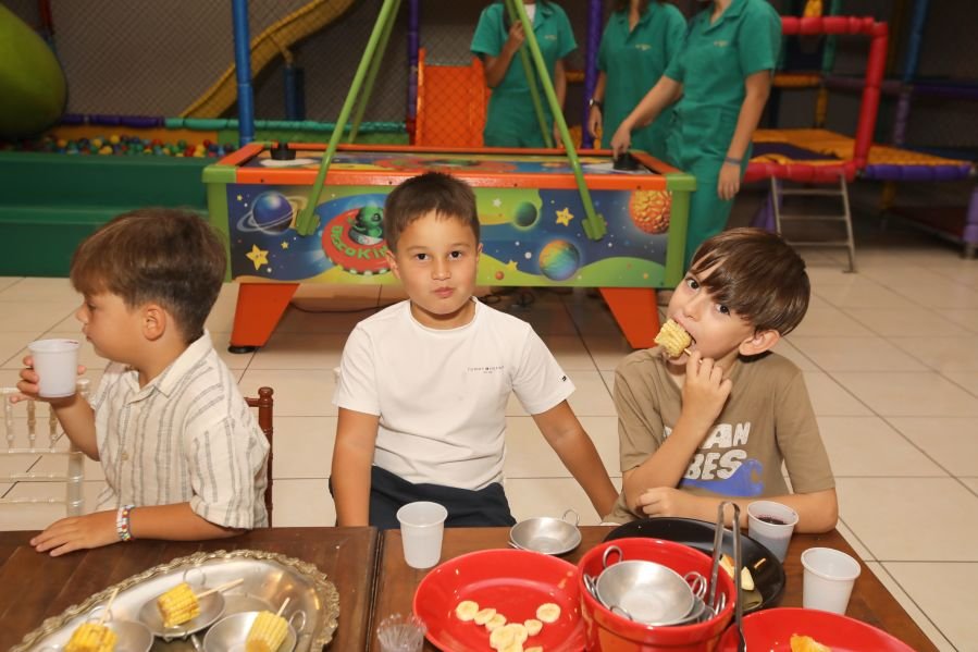 ANIVERSÁRIO DE 3 ANOS DE CECÍLIA ZAFANI ARID – “MINNIE” - Eloisa Mattos