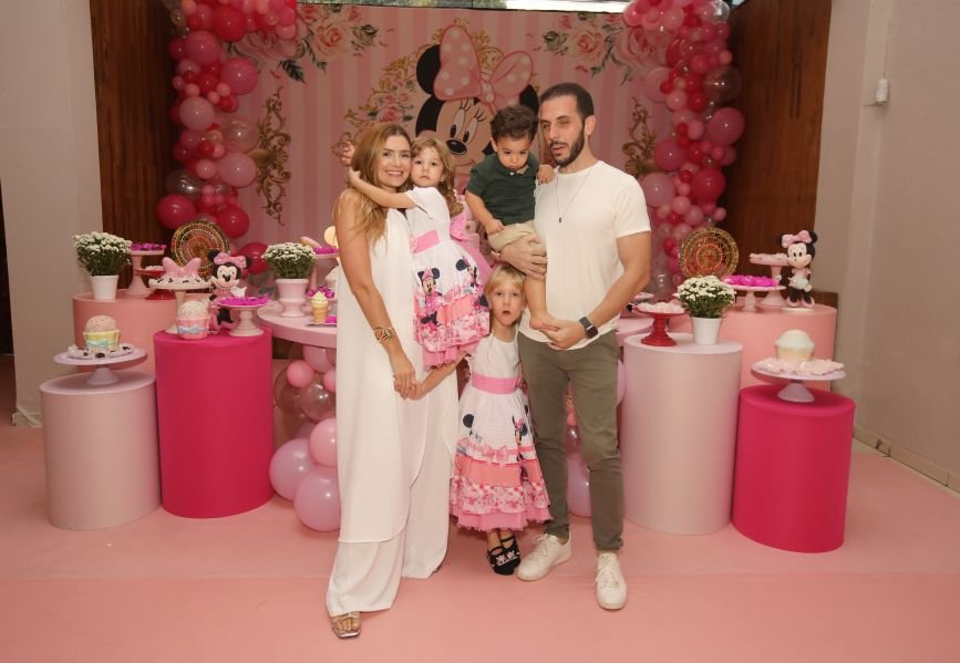 ANIVERSÁRIO DE 3 ANOS DE CECÍLIA ZAFANI ARID – “MINNIE” - Eloisa Mattos