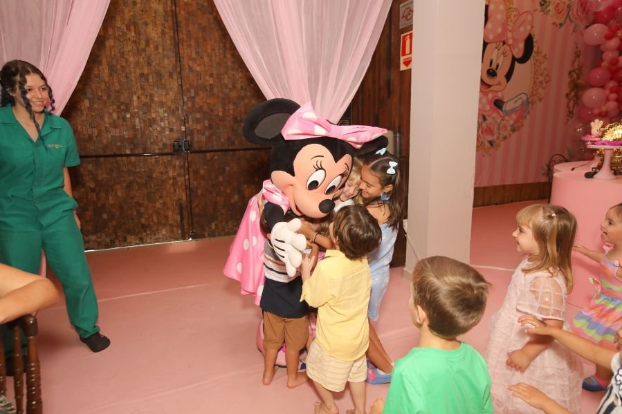 ANIVERSÁRIO DE 3 ANOS DE CECÍLIA ZAFANI ARID – “MINNIE” - Eloisa Mattos