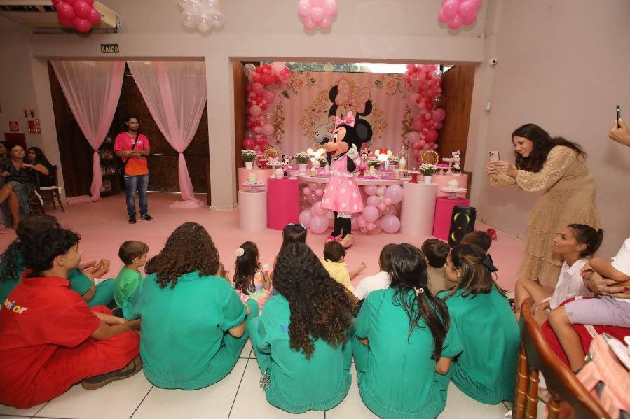 ANIVERSÁRIO DE 3 ANOS DE CECÍLIA ZAFANI ARID – “MINNIE” - Eloisa Mattos