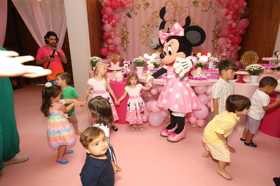 ANIVERSÁRIO DE 3 ANOS DE CECÍLIA ZAFANI ARID – “MINNIE” - Eloisa Mattos