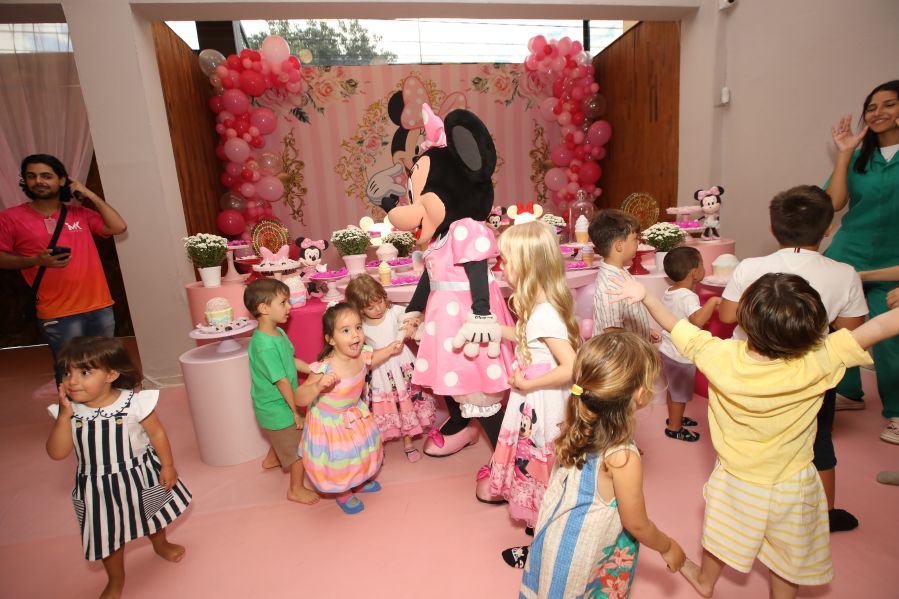 ANIVERSÁRIO DE 3 ANOS DE CECÍLIA ZAFANI ARID – “MINNIE” - Eloisa Mattos