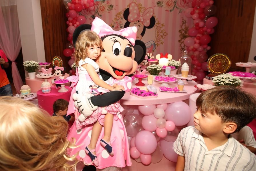 ANIVERSÁRIO DE 3 ANOS DE CECÍLIA ZAFANI ARID – “MINNIE” - Eloisa Mattos